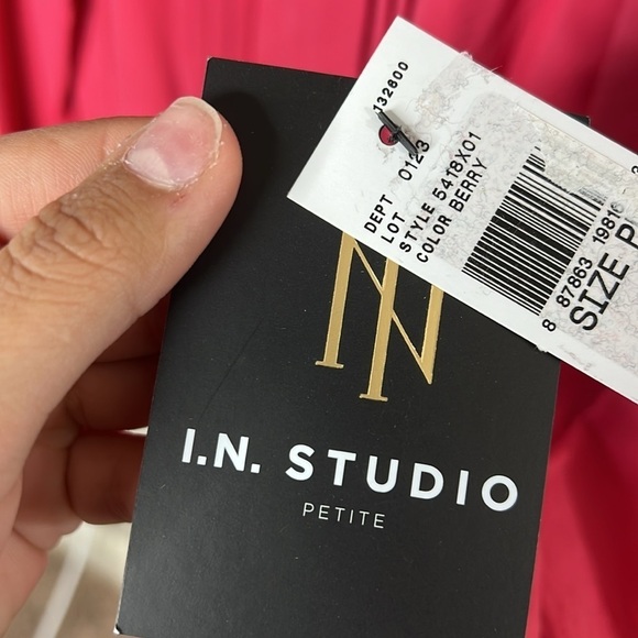 221 - I.N. Studio NWT Pink Boho Mid-Sleeve Top, Size Petite Large - Picture 4 of 7